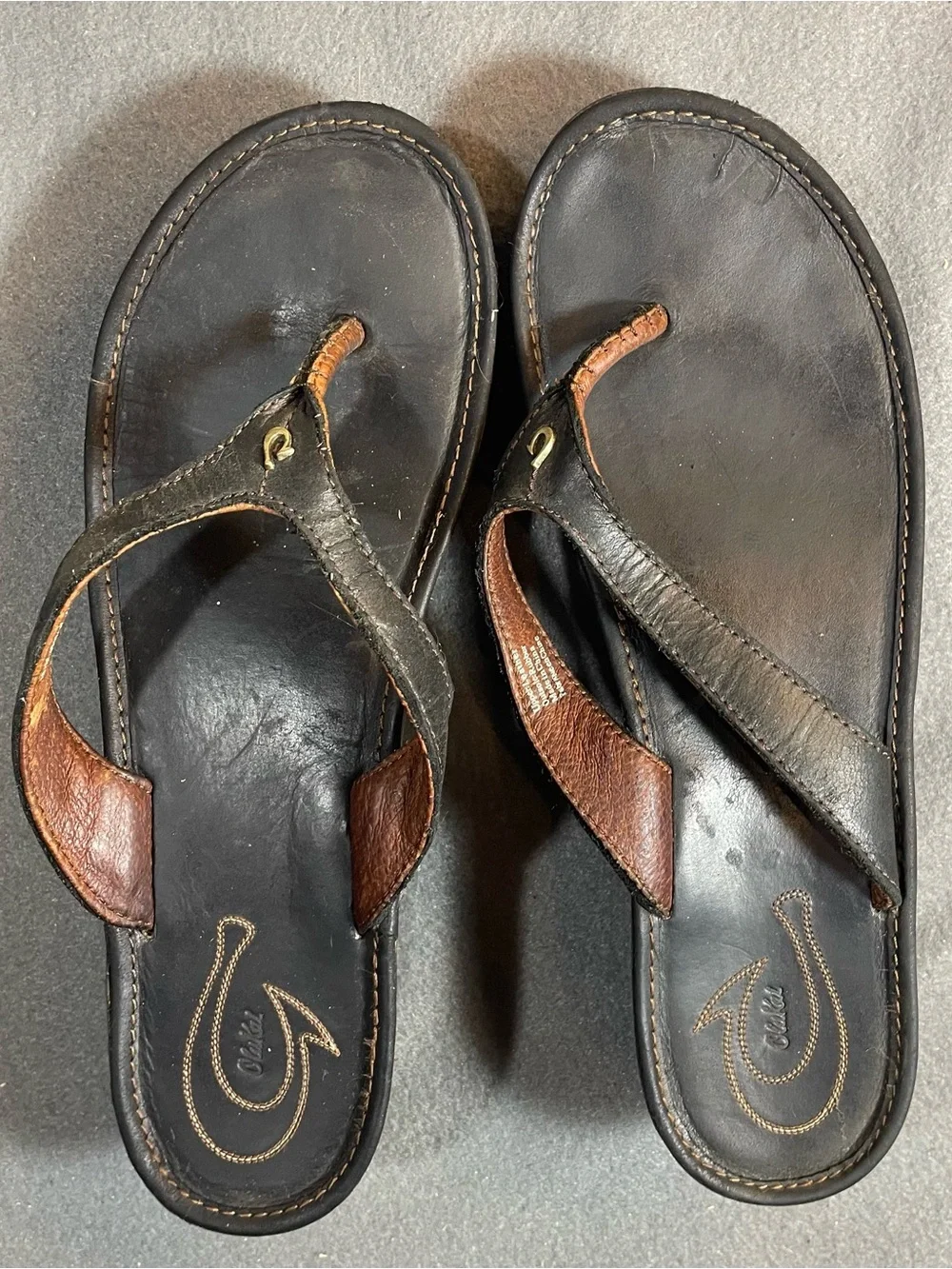 OluKai Hali'a Black Leather Platform Wedge Sandals Women’s Size 9 US